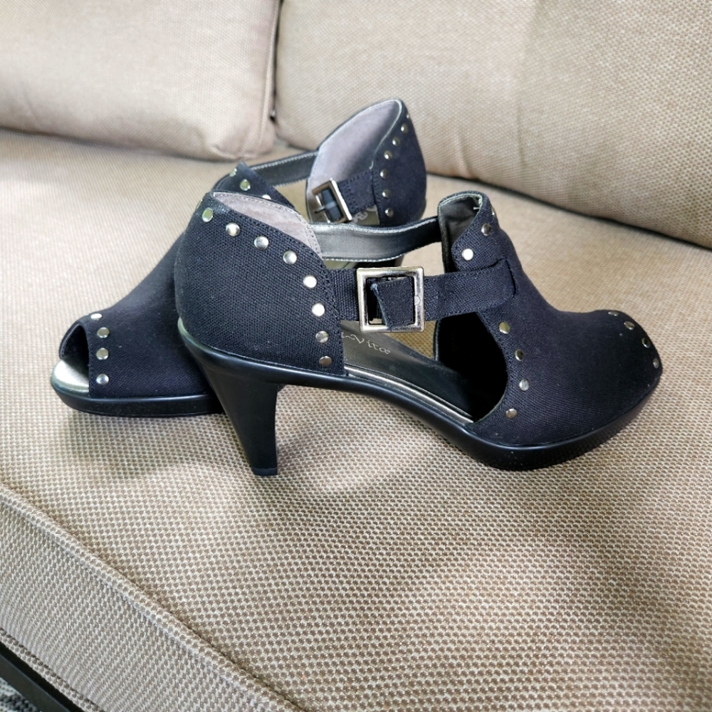 Never worn ladies studded canvas heels